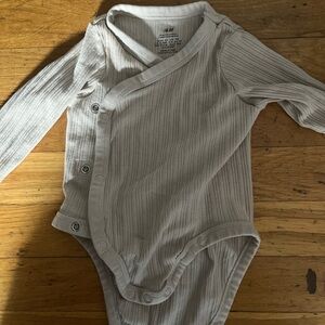 H&M Soft Beige Ribbed Kids Bodysuit